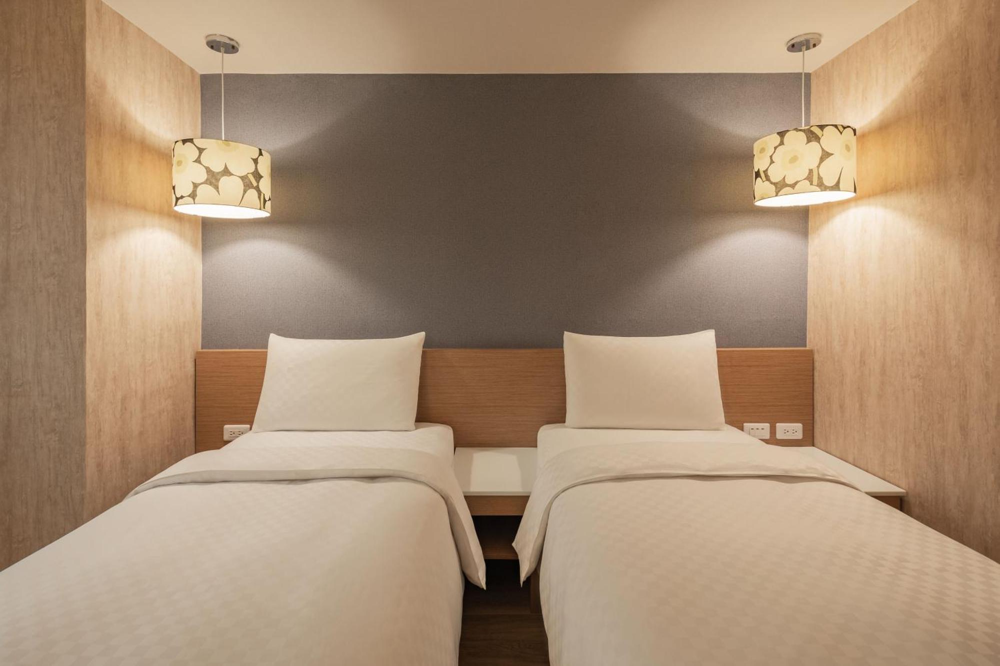 Kindness Hotel - Tainan Chihkan Tower Номер фото